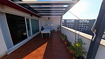 Foto Venta de ático con piscina y terraza en Huerta de la Reina, Arruzafilla, Figueroa, Noreña (Distrito Noroeste) (Córdoba), Arroyo del Moro